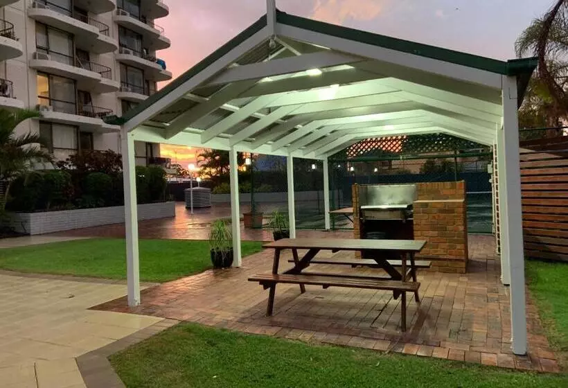 Burleigh Gardens North Hi Rise Holiday Apartments