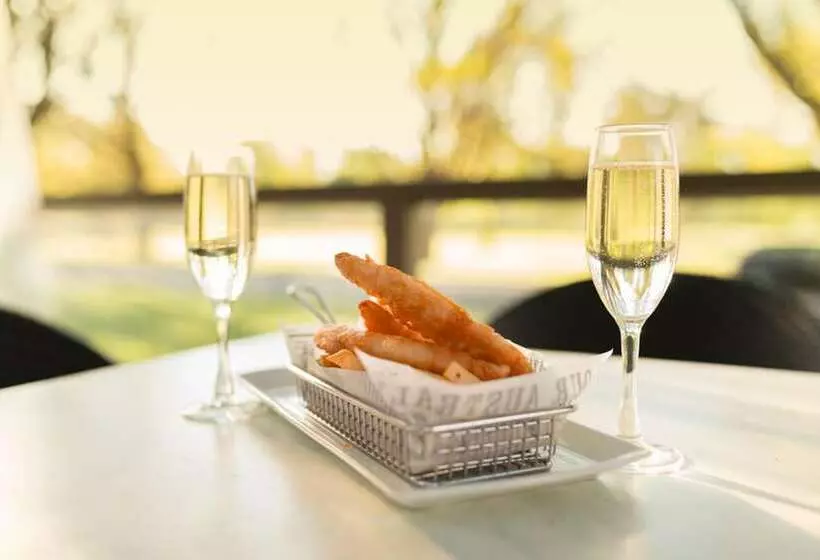 Forrest Hotel & Apartments