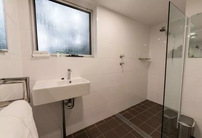 Forrest Hotel & Apartments