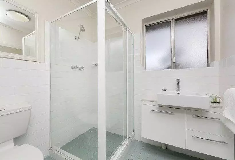 Forrest Hotel & Apartments