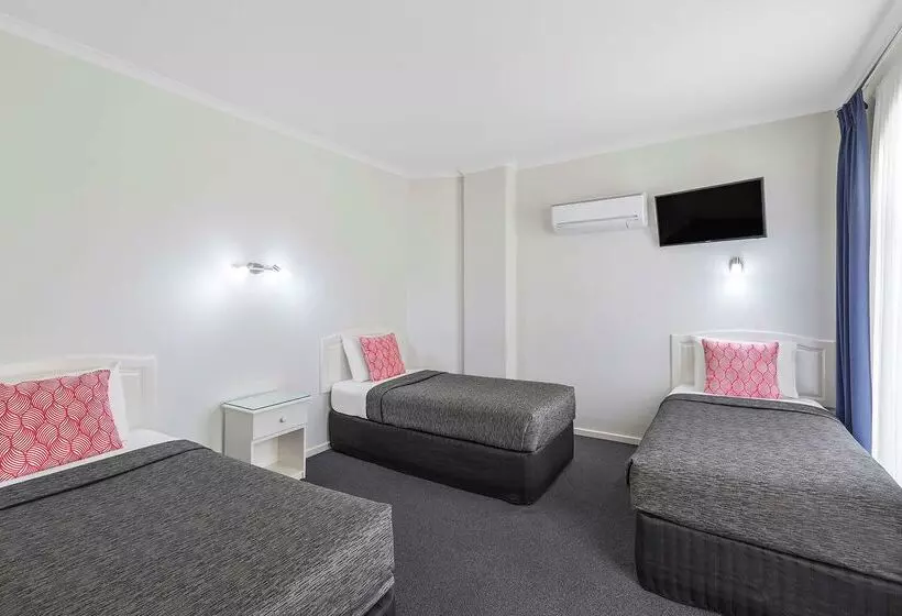 酒店 Cathedral Motor Inn