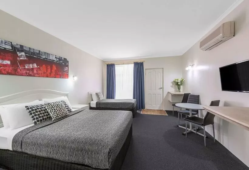 酒店 Cathedral Motor Inn