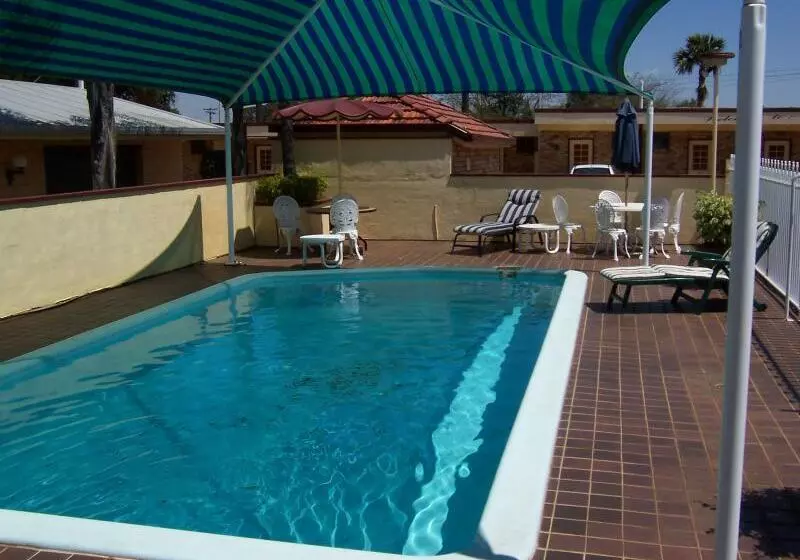 호텔 Burke & Wills Motor Inn