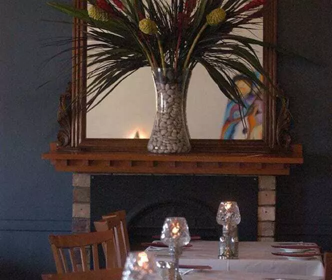 호텔 Burke & Wills Motor Inn