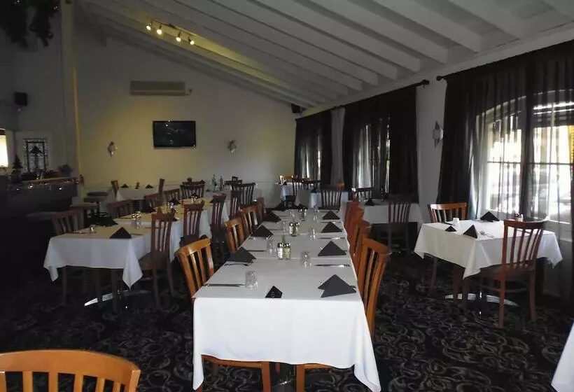 호텔 Burke & Wills Motor Inn