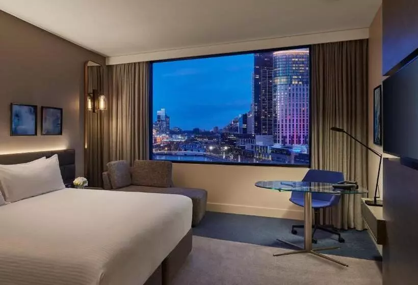 Отель Crowne Plaza Melbourne, An Ihg