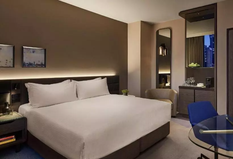 Отель Crowne Plaza Melbourne, An Ihg