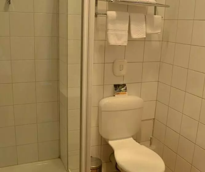 בית מלון כפרי Eastern Sands City Centre