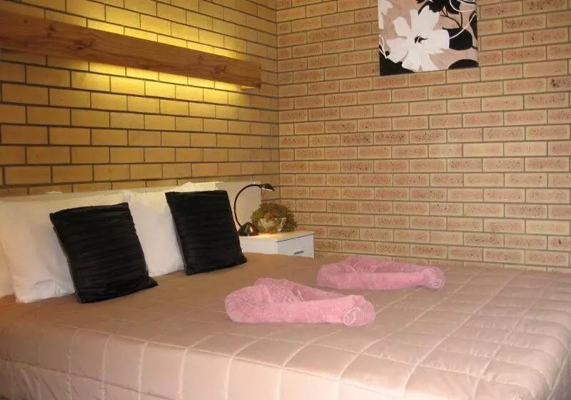 Hotel Golden Harvest Motor Inn Moree