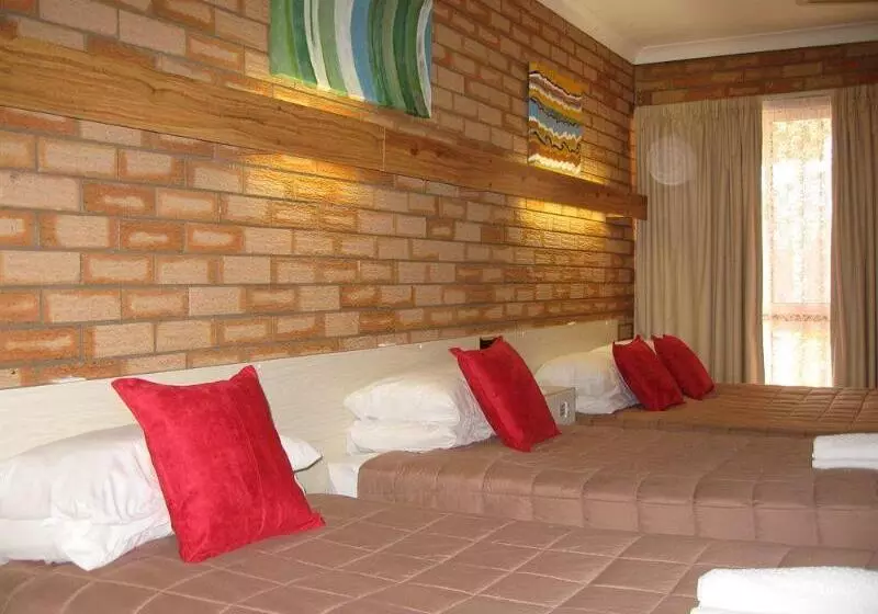 Hotel Golden Harvest Motor Inn Moree