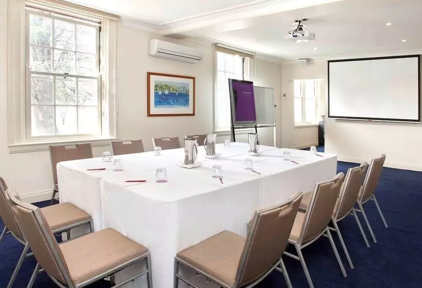 Hotel Mercure Canberra