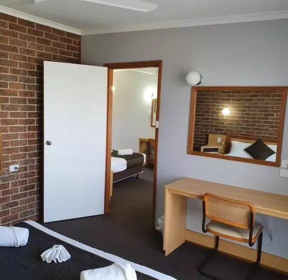 호텔 Moonraker Motor Inn