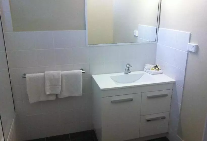 호텔 Moonraker Motor Inn