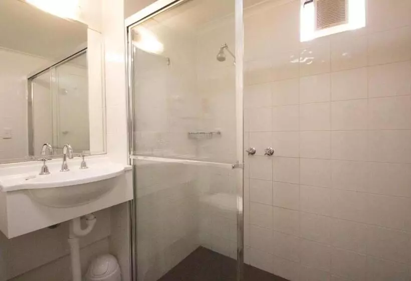 Hotel Old Willyama Motor Inn