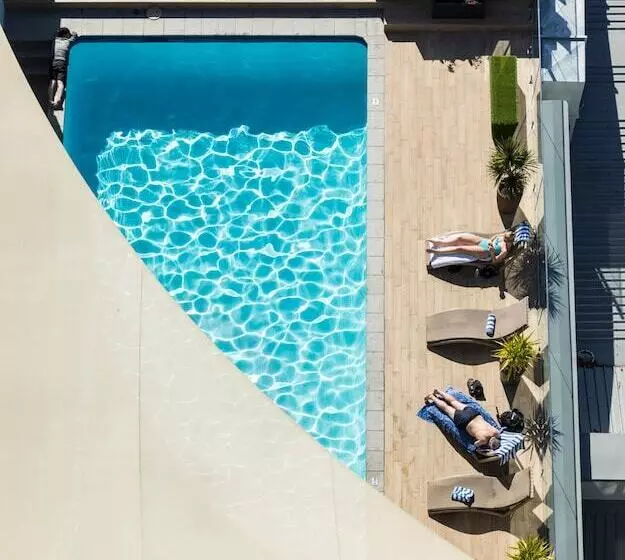 Pacific Hotel Cairns