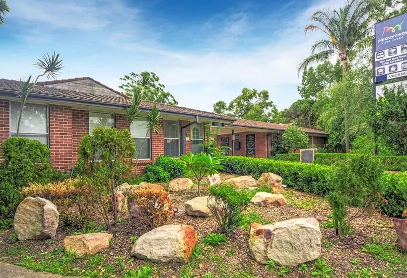 فندق Pleasant Way River Lodge