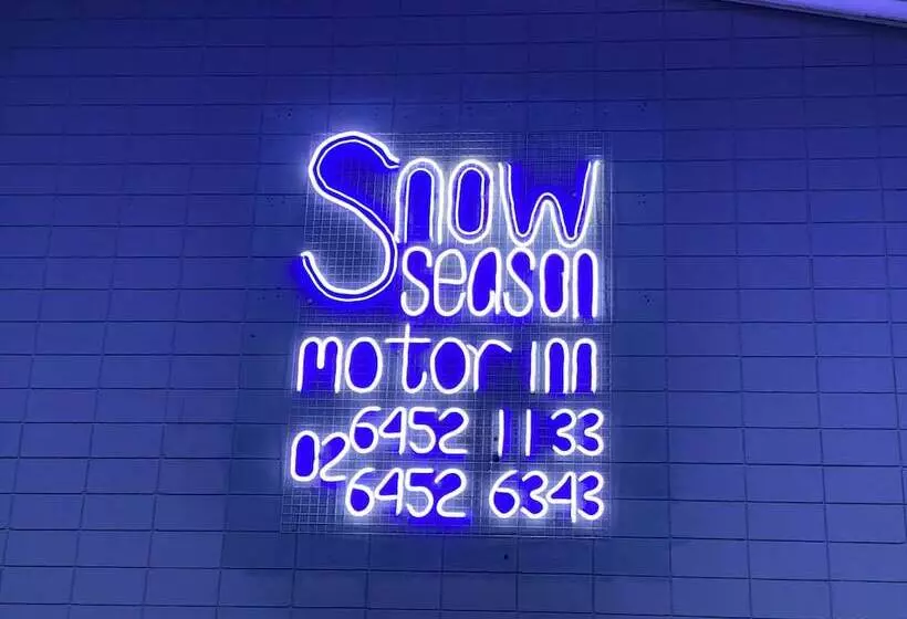 Отель Snow Season Motor Inn