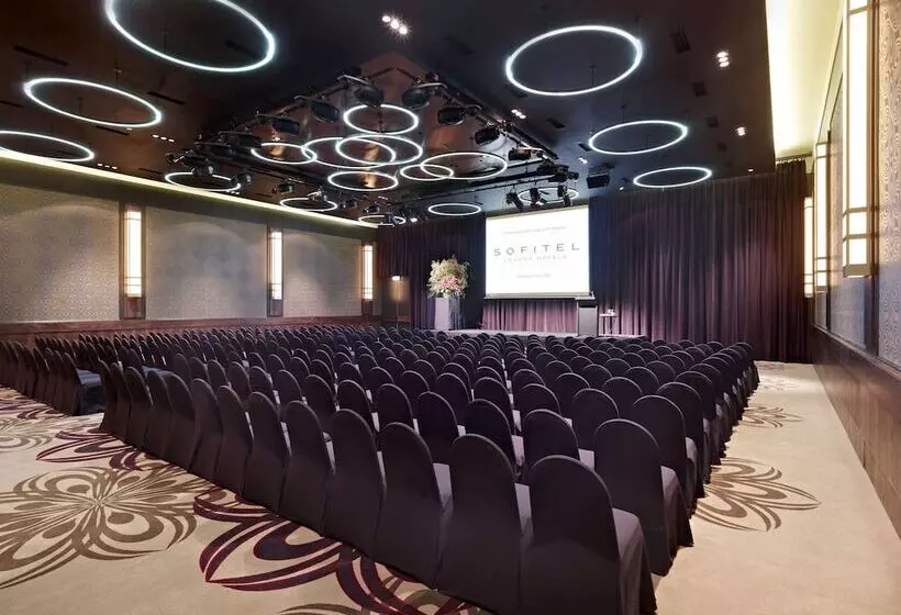 호텔 Sofitel Melbourne On Collins