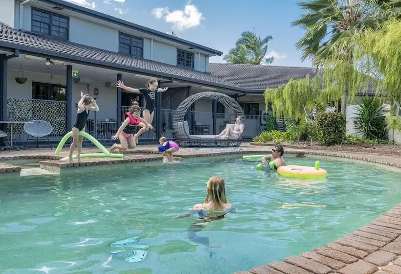 فندق على الطريق Alara Motor Inn