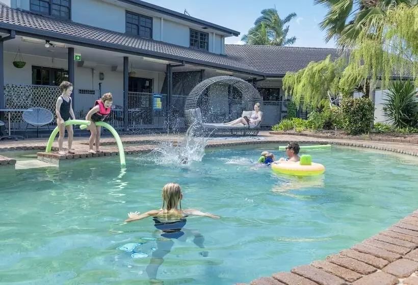 فندق على الطريق Alara Motor Inn