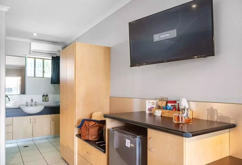 فندق على الطريق Alara Motor Inn