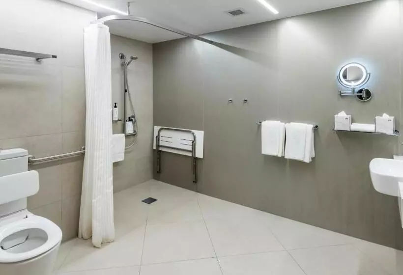 Pacific Hotel Cairns