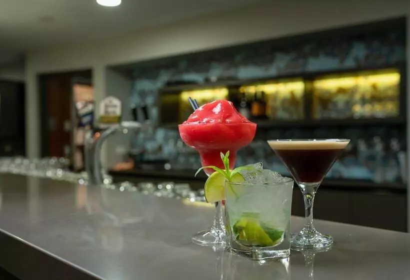 Курорт Mantra Bunbury