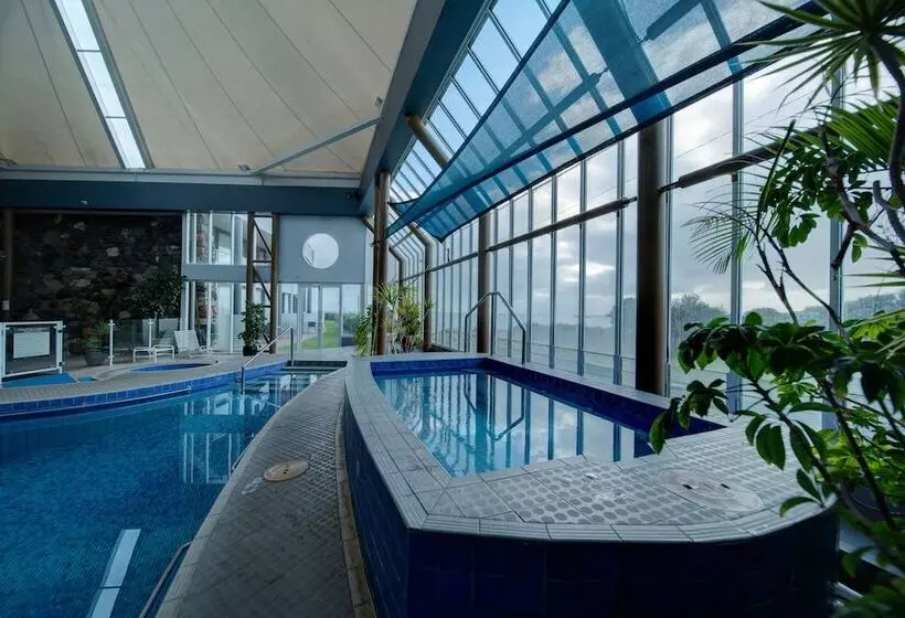 Курорт Mantra Bunbury