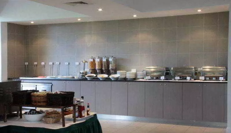 منتجع Nesuto Leura Gardens