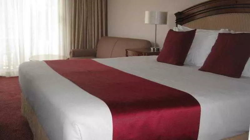 منتجع Nesuto Leura Gardens