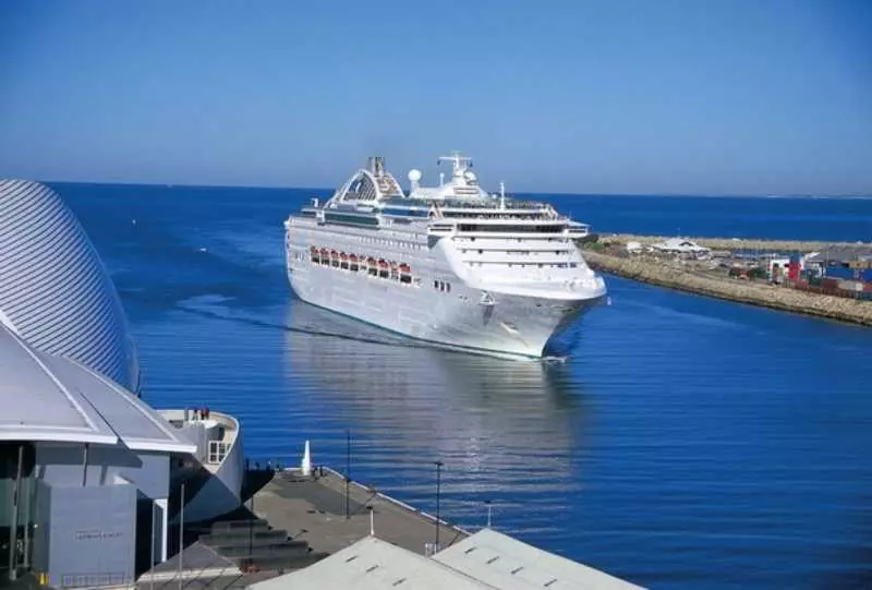 אתר נופש Pier 21 Riverside Apartment