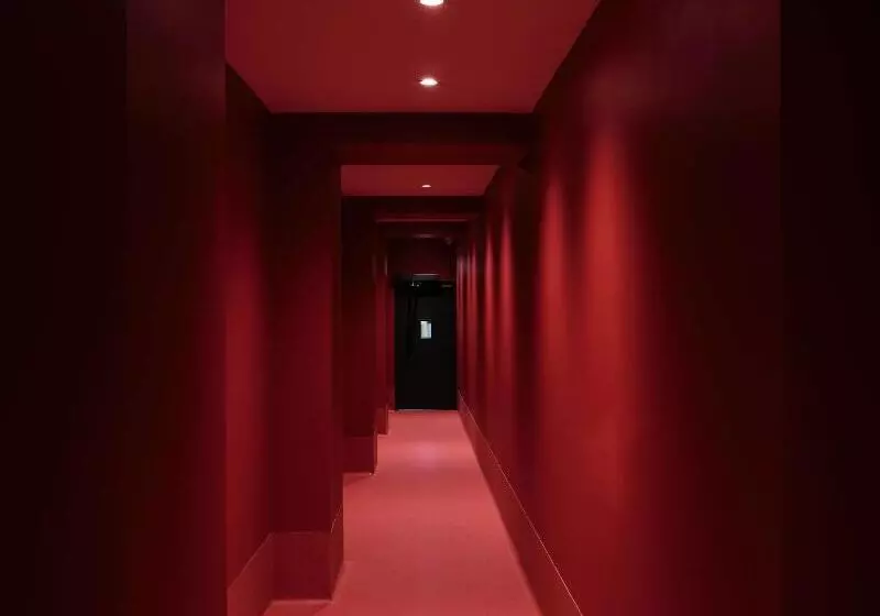 簡易ホテル Morris Sydney, Handwritten Collection