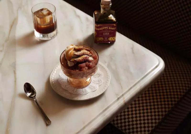 簡易ホテル Morris Sydney, Handwritten Collection