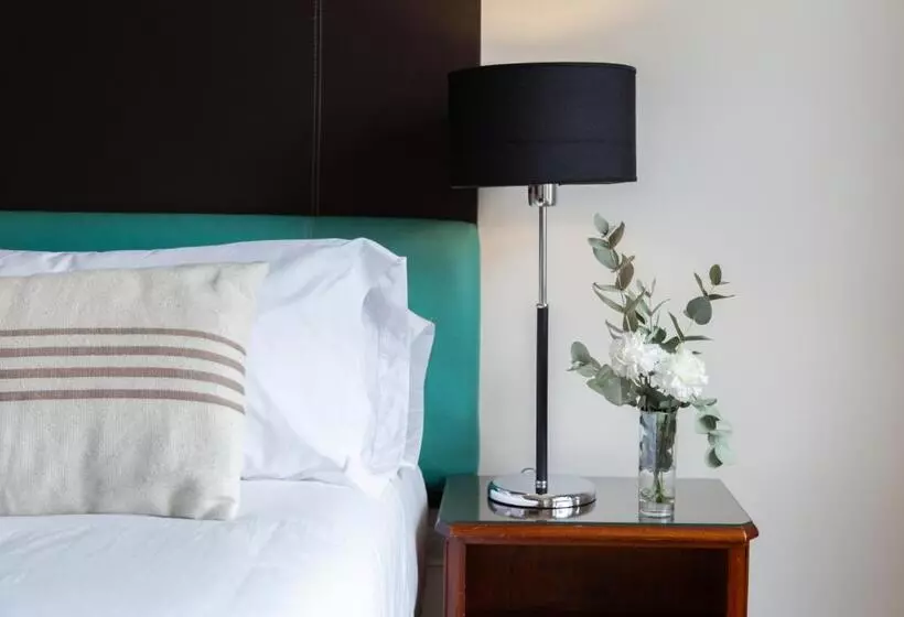 Otel Altos De La Viña