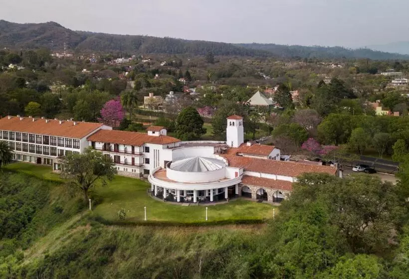 Otel Altos De La Viña