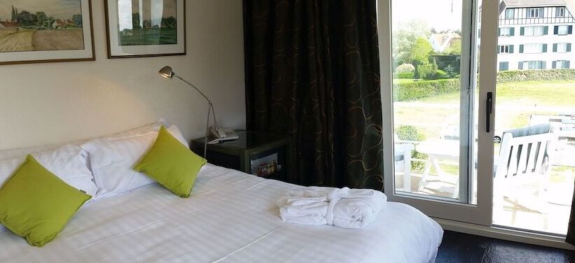 בית מלון כפרי Approach