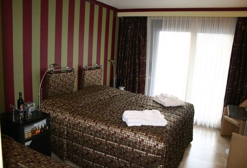 בית מלון כפרי Approach