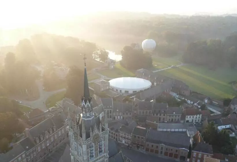 호텔 Auberge Du Vieux Cedre, Enghien Belgique