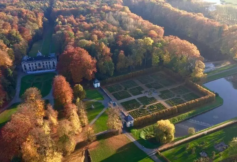 호텔 Auberge Du Vieux Cedre, Enghien Belgique