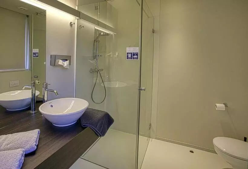 호텔 Auberge Du Vieux Cedre, Enghien Belgique