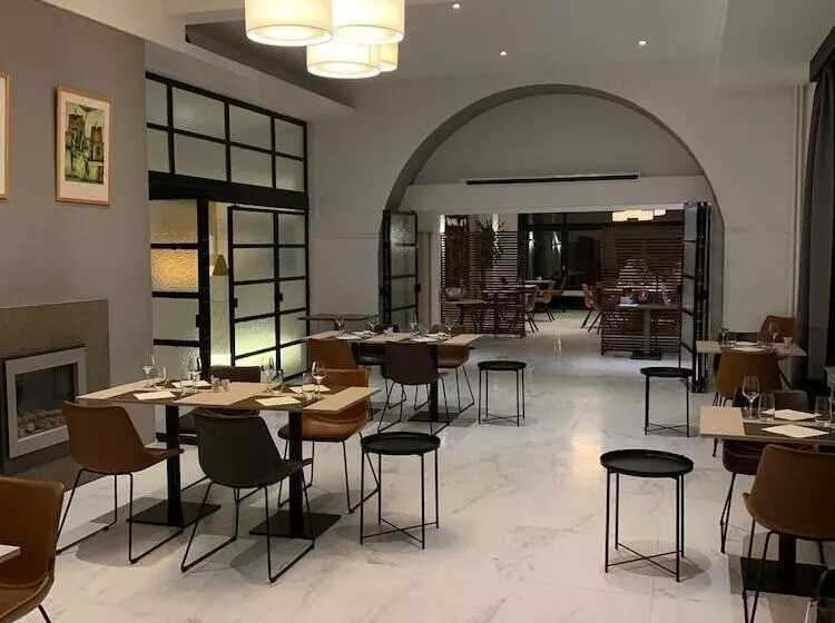 호텔 Auberge Du Vieux Cedre, Enghien Belgique