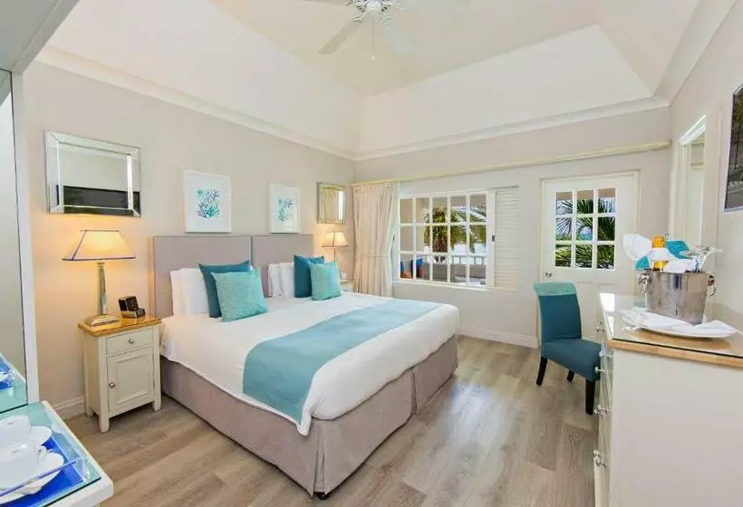 酒店 Blue Waters Resort And Spa