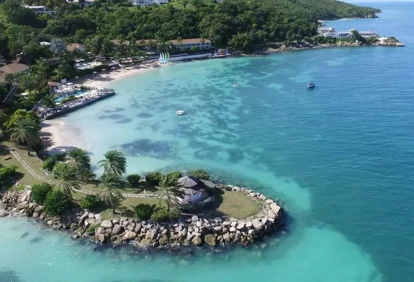 酒店 Blue Waters Resort And Spa