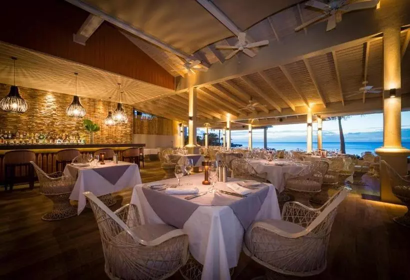 酒店 Blue Waters Resort And Spa