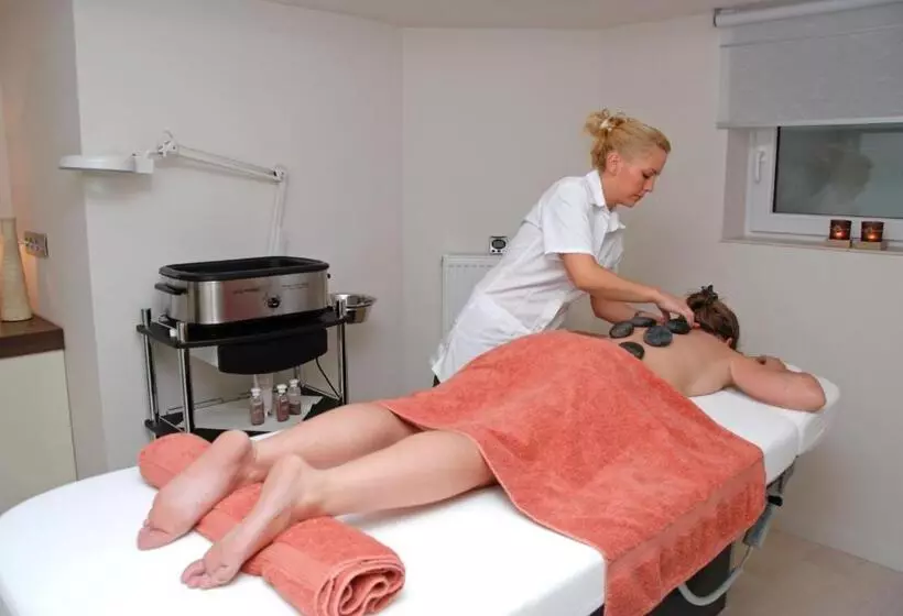 בית מלון כפרי Bütgenbacher Hof