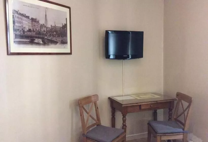 هتل La Vieille Lanterne