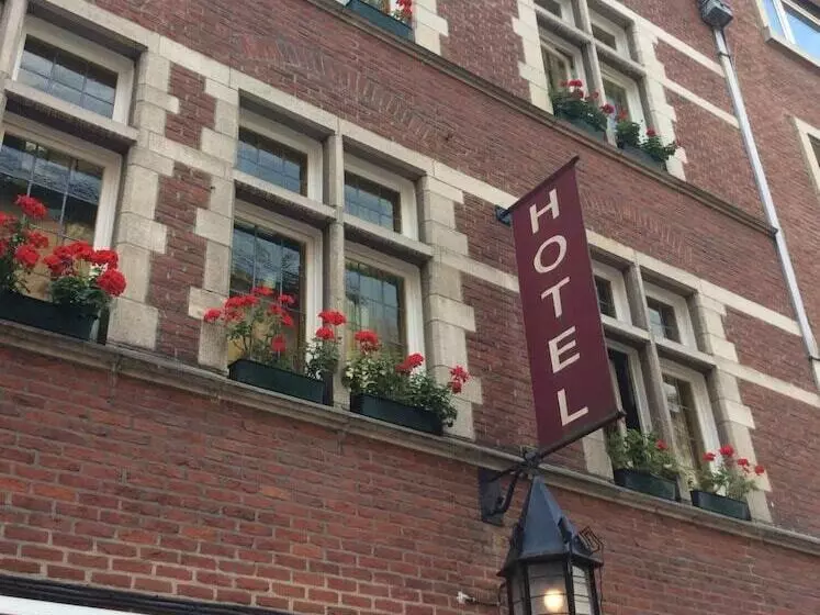 هتل La Vieille Lanterne