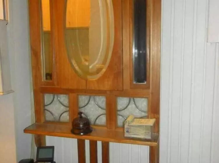 هتل La Vieille Lanterne