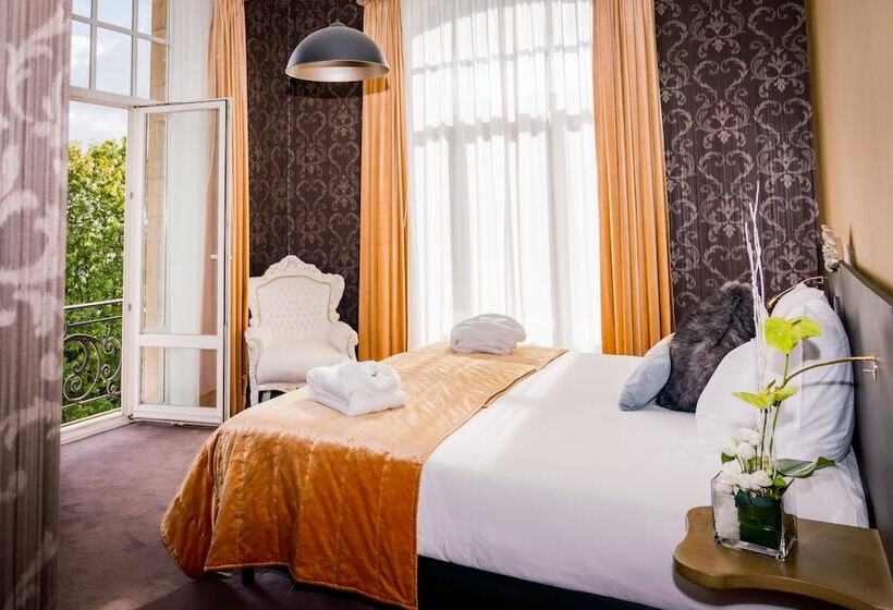 هتل Le Chateau De Namur