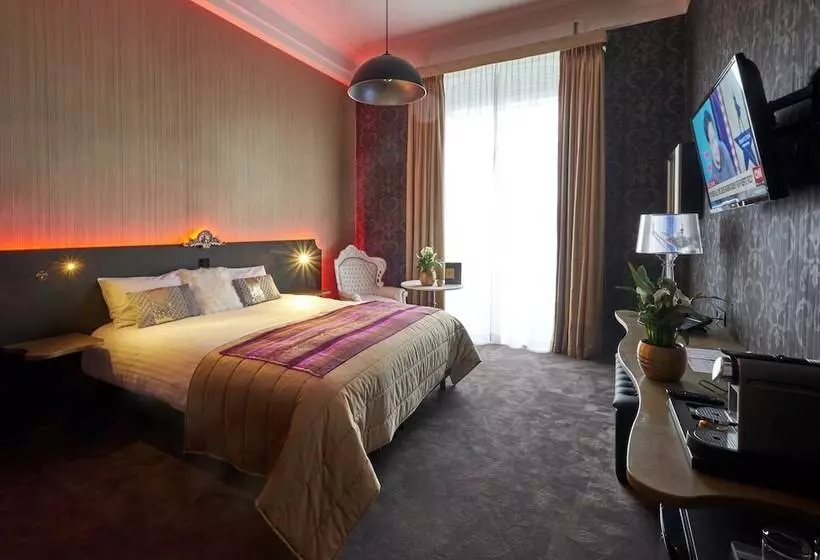 호텔 Le Chateau De Namur